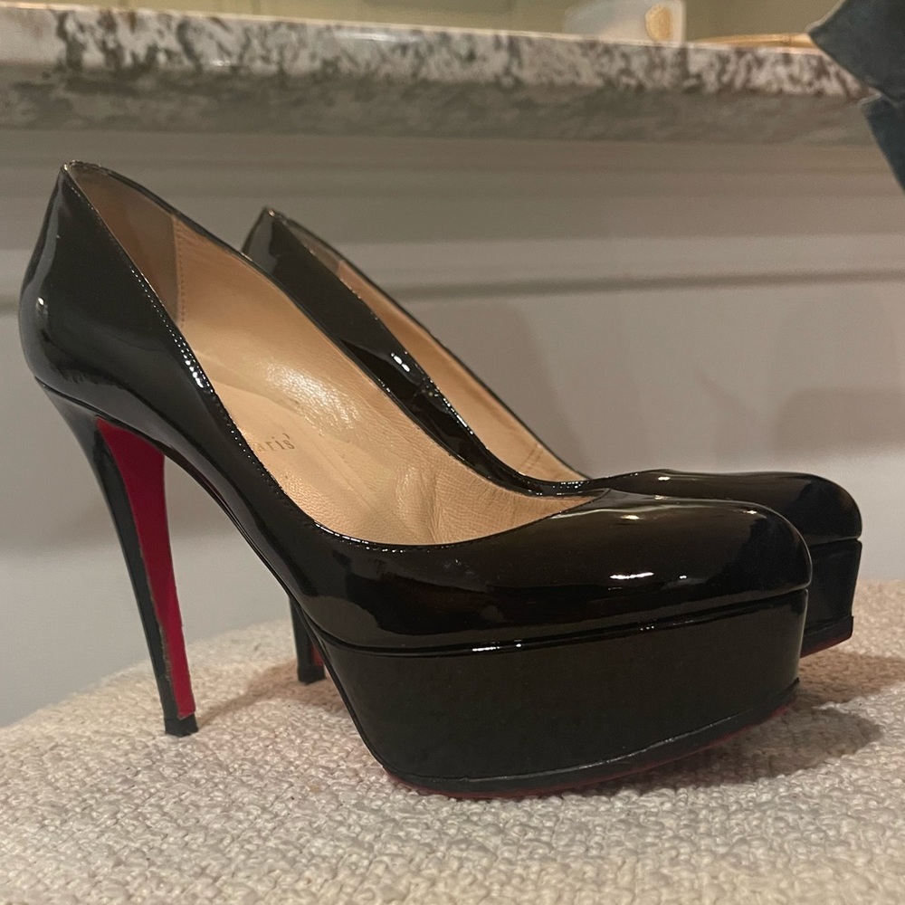 Christian Louboutin Black patent leather pumps